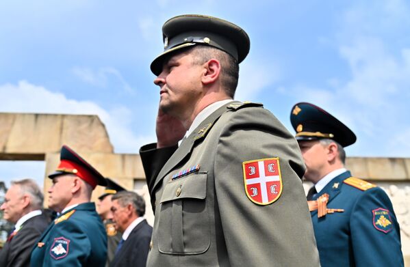 Srpski i ruski narod je hrabro i nesebično bio u istom rovu protiv nacističke Nemačke i njenih saveznika. - Sputnik Srbija