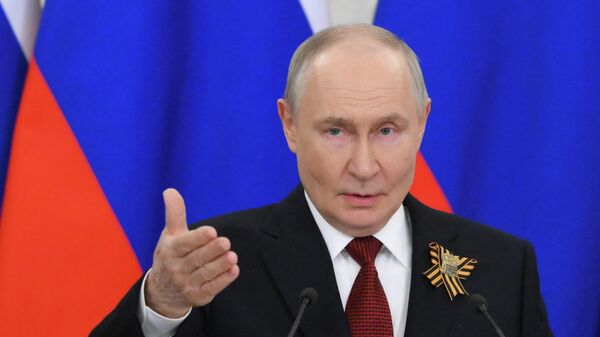 Путинове поруке као бојеве главе: Свет чека договор Русије и САД, а Кијев и ЕУ пред – минским пољем