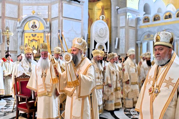 Liturgiju je, uz sasluženje brojnih arhijereja i prisustvo vjernog naroda, služio patrijarh srpski Porfirije. - Sputnik Srbija