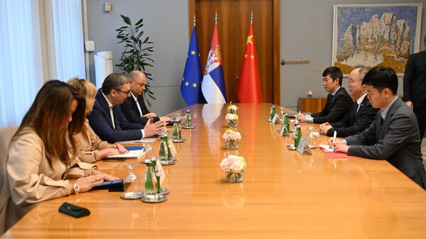 Председник Србије Александар Вучић примио је амбасадора Народне Републике Кине Ли Минга - Sputnik Србија