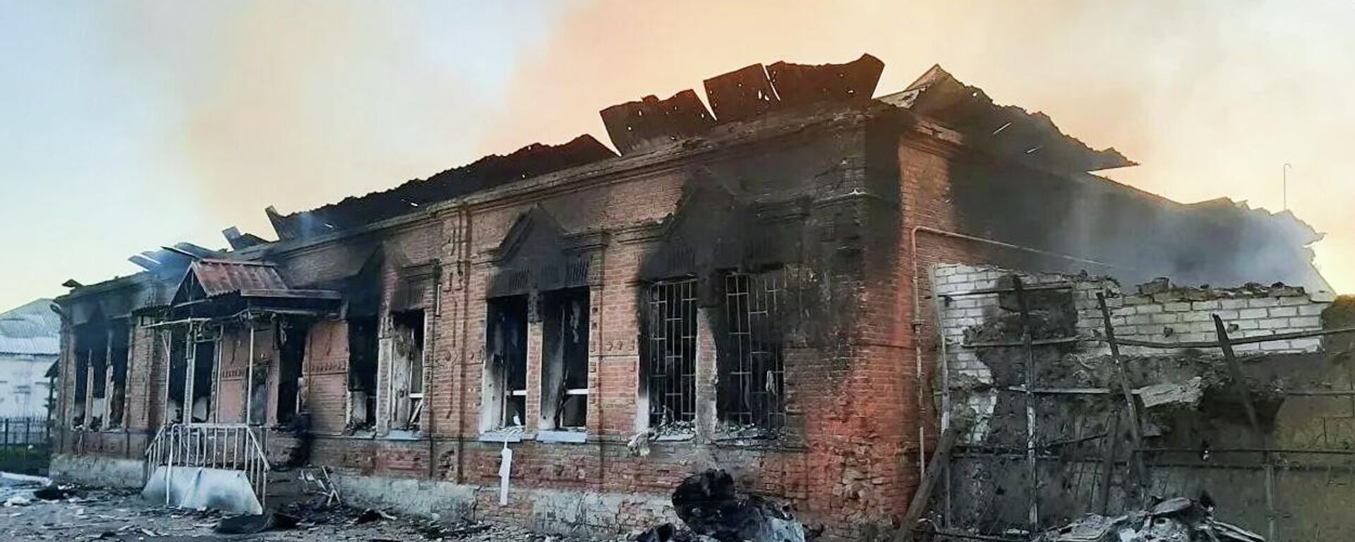 Posledstviя bespilotnoй ataki VSU v Starobelьske (LNR) - Sputnik Srbija, 1920, 28.05.2026