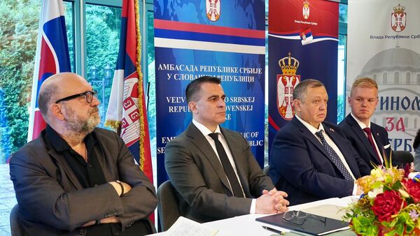 Трибина Истином за Србију - Sputnik Србија