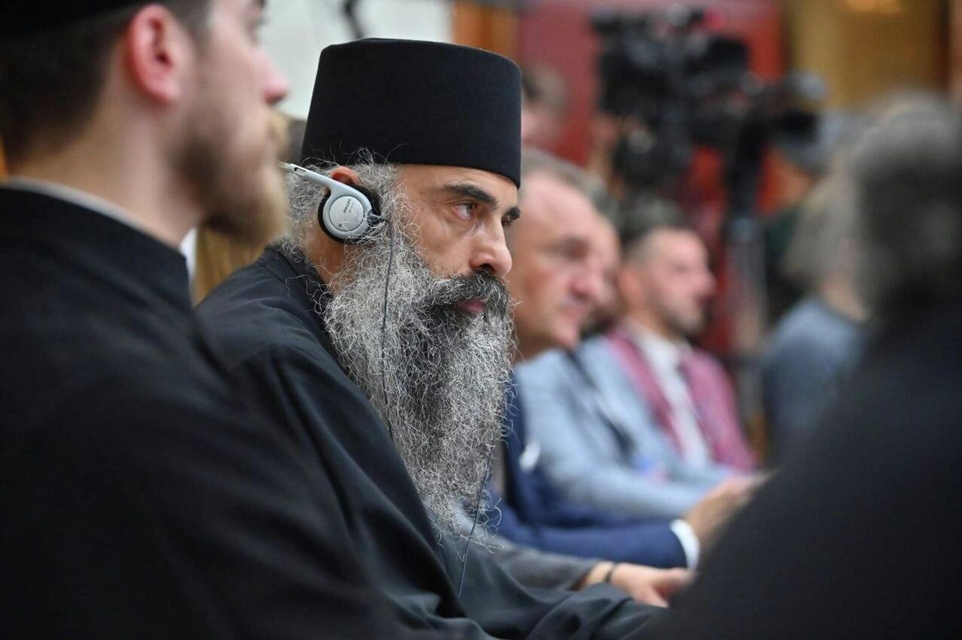 Конференција ”Однос Манастира Ватопеда и православних Срба” у  Палати Србија - Sputnik Србија, 1920, 26.05.2026