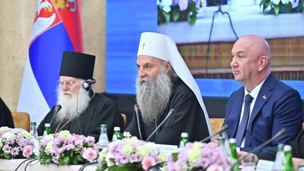 Конференција ”Однос Манастира Ватопеда и православних Срба” у  Палати Србија - Sputnik Србија