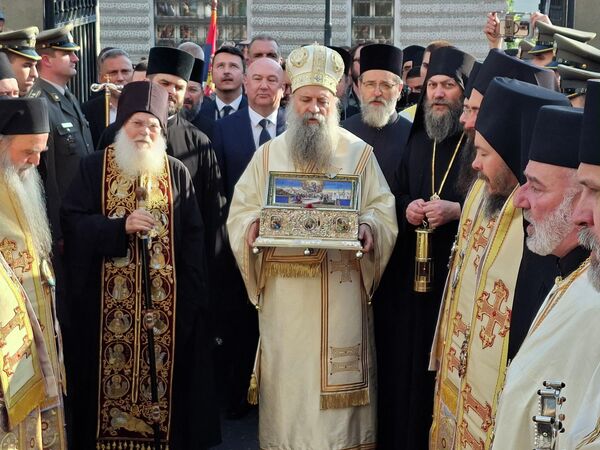 Једна од највећих светиња хришћанског света – Часни појас Пресвете Богородице у српску престоницу је стигла поводом обележавања славе града Београда - Спасовдана   - Sputnik Србија