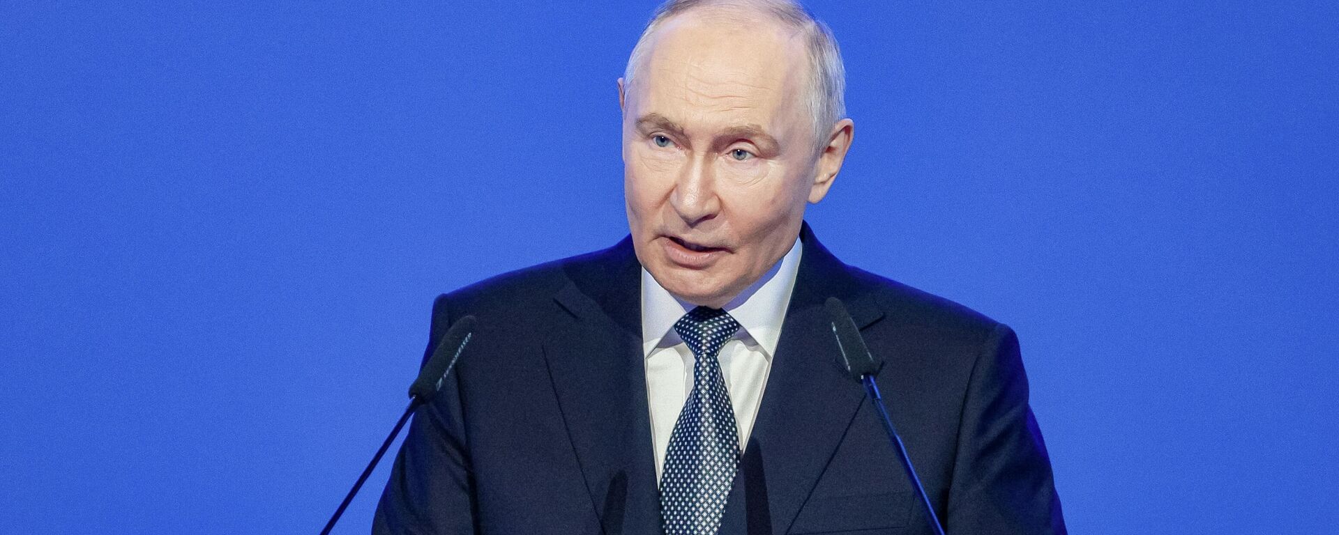 Putin na Evroazijskom ekonomskom forumu - Sputnik Srbija, 1920, 28.05.2026