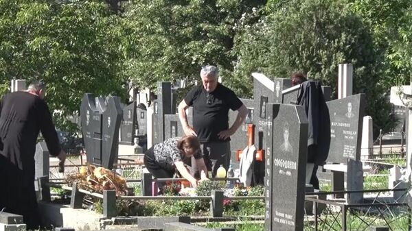 Obeležene zadušnice na groblju u Prištini - Sputnik Srbija