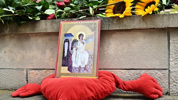 Komemoracija stradalim učenicima u Starobeljsku.   - Sputnik Srbija