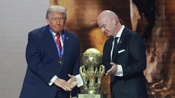Доналд Трамп и Ђани Инфантино - Sputnik Србија