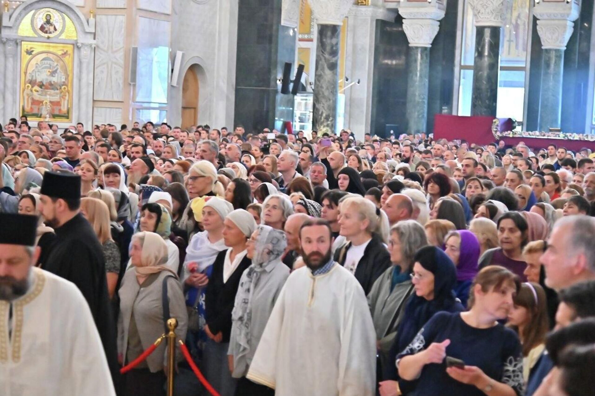 Liturgija u Hramu Svetog Save - Sputnik Srbija, 1920, 06.06.2026