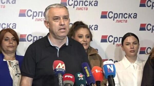 Predsednik Srpske liste Zlatan Elek - Sputnik Srbija