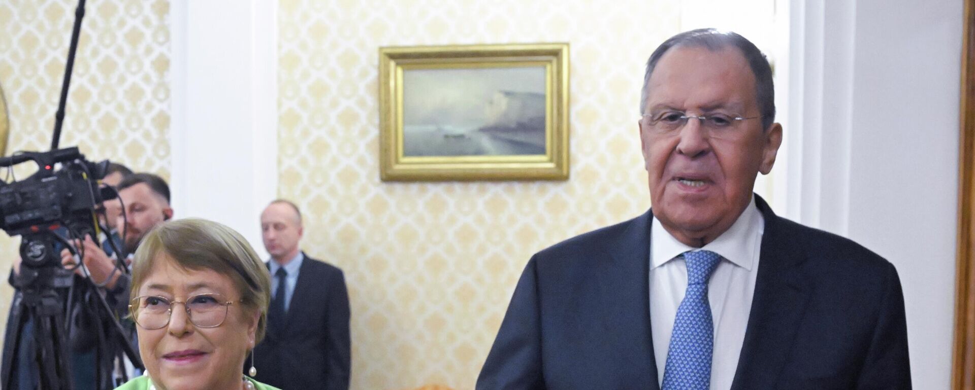 Кандидат за генералног секретара УН Мишел Башеле и министар спољних послова Русије Сергеј Лавров - Sputnik Србија, 1920, 08.06.2026