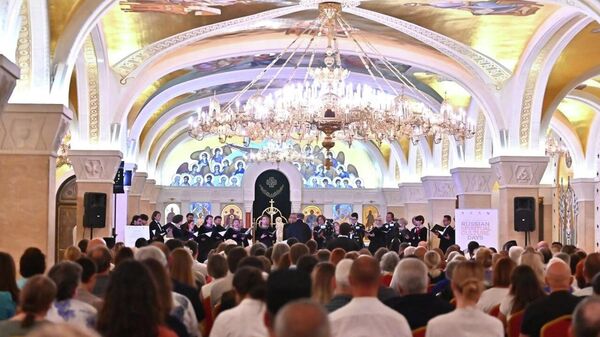 Одржан концерт Патријаршијског хора Храма Христа Спаситеља у крипти Храма Светог Саве /видео, фото/