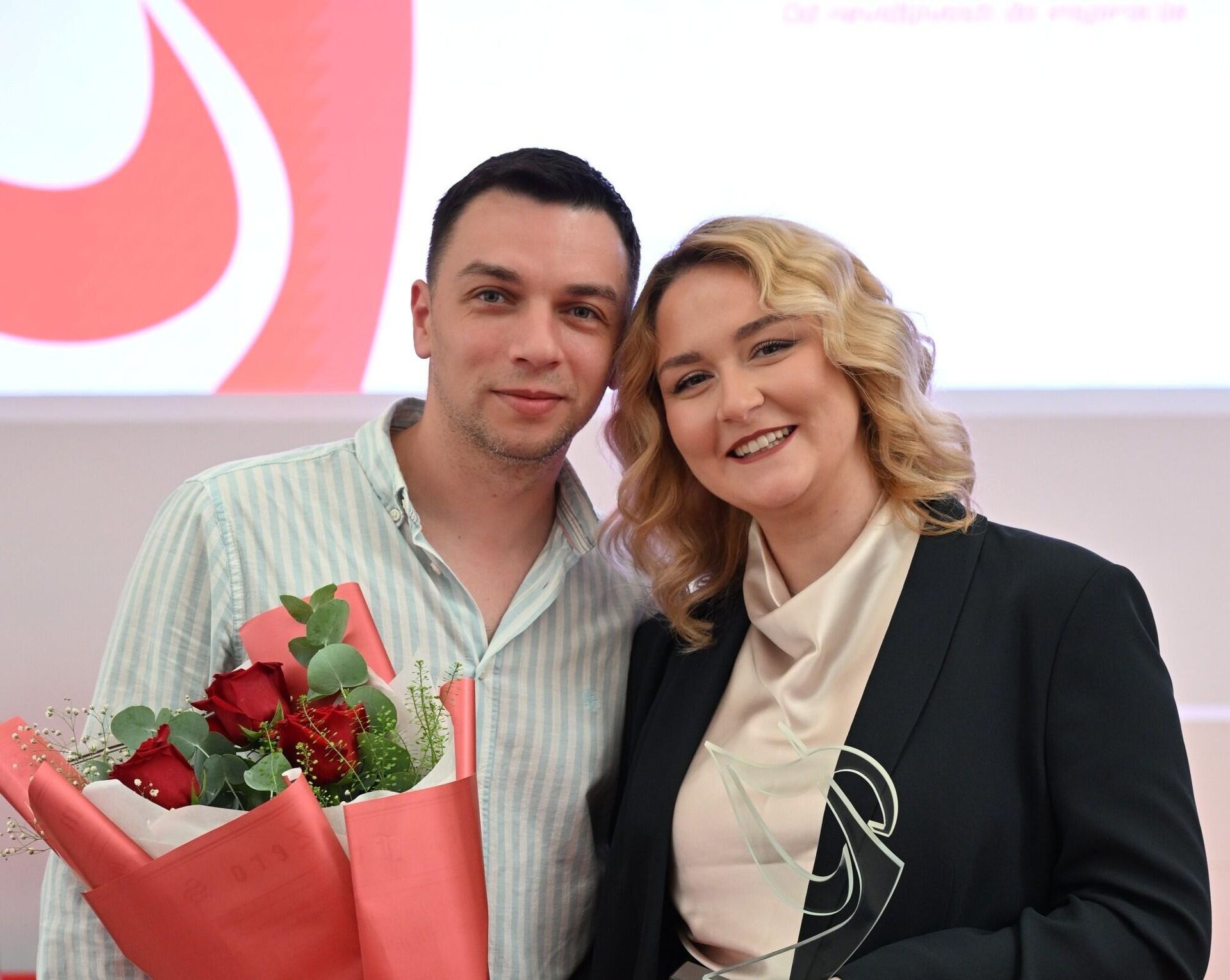 Лако је бити лидер, када је око вас тим који је пун идеја, који вас покрива док радите нешто друго Лако је бити лидер, када је око вас тим који је пун идеја, који вас покрива док радите нешто друго - Sputnik Србија, 1920, 20.06.2026