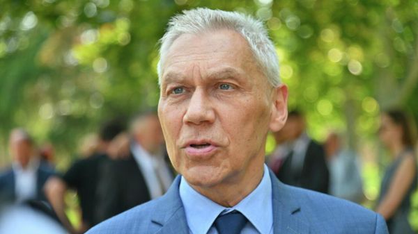 Боцан-Харченко: ЕУ покушава да примора Београд да призна независност КиМ и уведе санкције Русији
