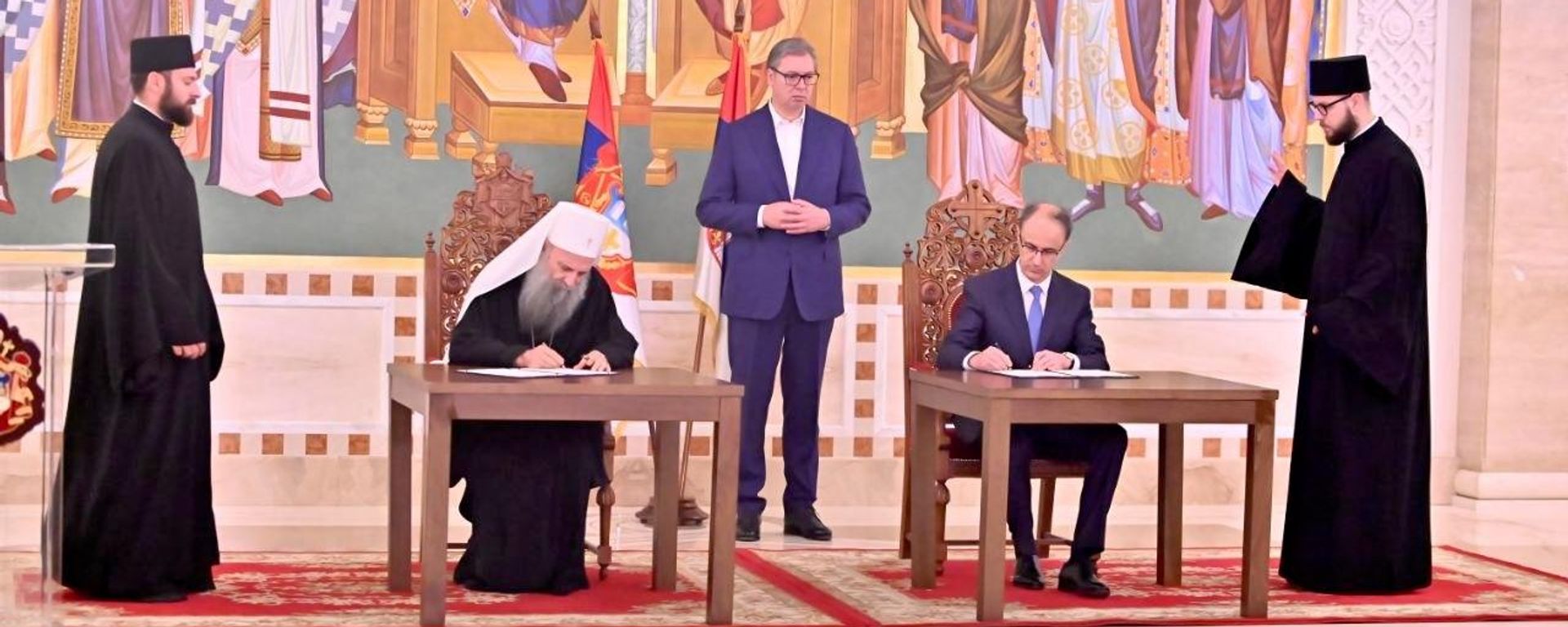 Потписивање Уговора за обезбеђивање финансијских средстава за завршне радове на Храму Светог Саве у Београду - Sputnik Србија, 1920, 28.06.2026
