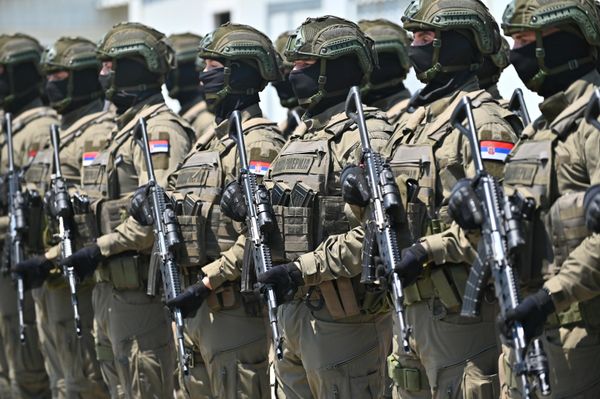 Сваки припадник Жандармерије пролази озбиљне психо-физичке тестове да би постао припадник ове елитне јединице. Највећи изазов за кандидате свакако представља дрил у трајању од 21 дан - Sputnik Србија