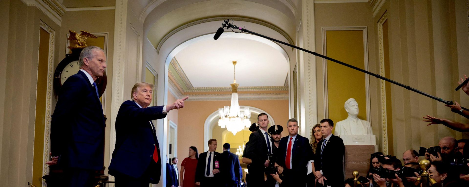 Доналд Трамп у Капитол хилу - Sputnik Србија, 1920, 30.06.2026