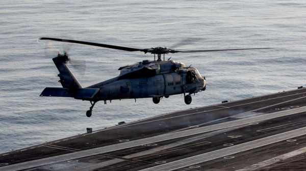 Helikopter Crni jastreb (Sea Hawk) - Sputnik Srbija