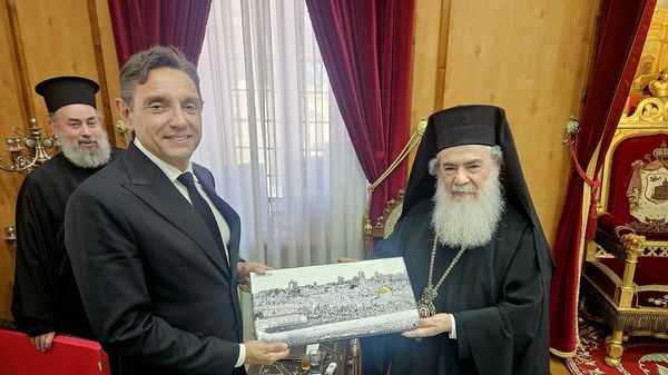 Aleksandar Vulin i patrijarh jerusalimsk Teofil III - Sputnik Srbija