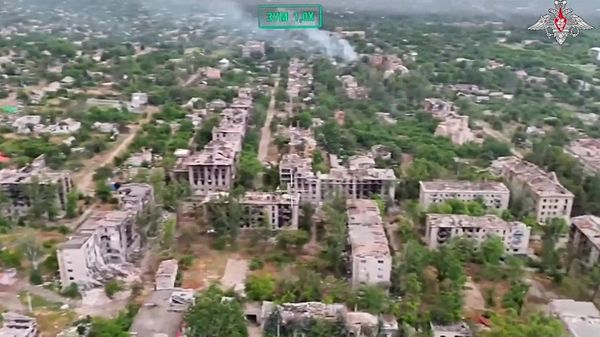 Оружане снаге Руске Федерације ослободиле су Константиновку - кадар из видео-снимка  - Sputnik Србија