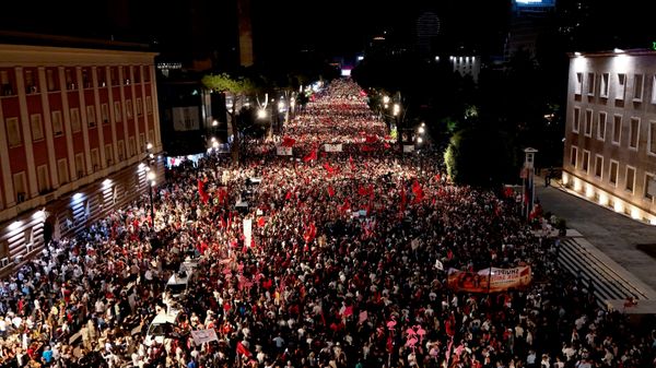 Протест у Тирани - Sputnik Србија