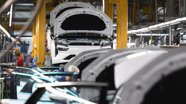 
Производња електричних возила  - Sputnik Србија