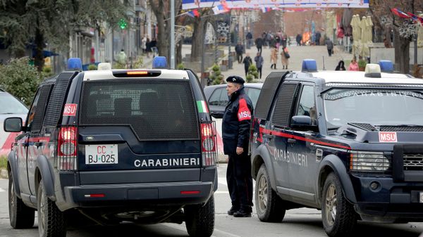 Италијански карабињери у оквиру Кфора на Косову и Метохији Италијански карабињери у оквиру Кфора на Косову и Метохији - Sputnik Србија