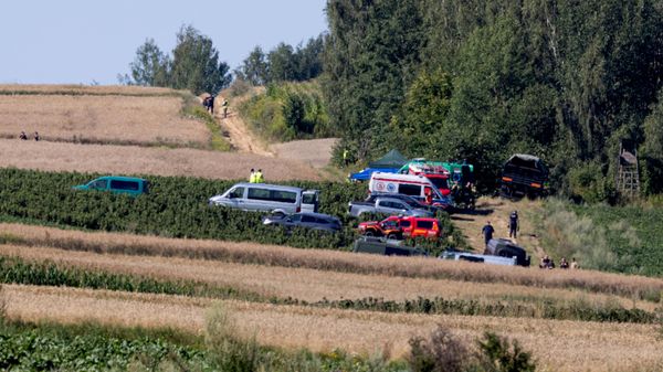 Hitne službe na mestu pada neidentifikovanog objekta u Poljskoj - Sputnik Srbija