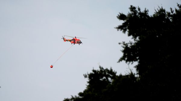 Vatrogasni helikopter u Španiji - Sputnik Srbija