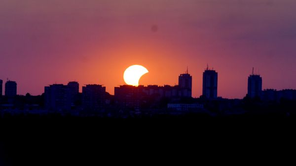 Помрачење Сунца у Србији - Sputnik Србија