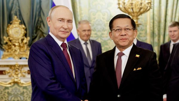 Predsednici Rusije i Mjanmara, Vladimir Putin i Min Aung Hlain - Sputnik Srbija