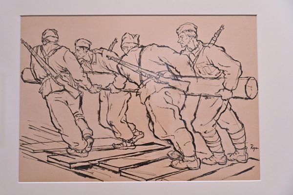 На изложби је изложен и један од цртежа из збирке Партизани (1943–1945) познатог српског и југословенског уметника Ђорђа Андрејевића Куна. Настала је током његовог боравка у партизанима у Народноослободилачкој борби, а објављена је након ослобођења 1946. године. - Sputnik Србија