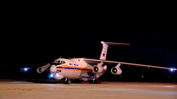 Руски авион стигао у помоћ: Ил-76 за гашење шумских пожара слетео у Ниш /видео/