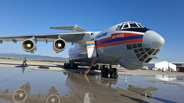„Иљушин“ данас избацио 210 тона воде на Делиблатску пешчару /видео/