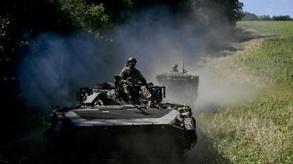 Руске снаге на сумском правцу у оквиру специјалне војне операције - Sputnik Србија