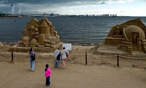 Svoje skulpture predstavili su umetnici iz Arhangelska, Jekaterinburga, Iževska, Čeljabinska, Rostova na Donu, Kargopolja i Moskve. - Sputnik Srbija