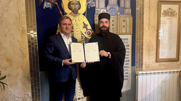 Министарство културе пренело је 463.910.000 динара за реализацију пројекта Заштита и презентација манастира Манасија а уговор су данас потписали министар културе Никола Селаковић и игуман манастира протосинђел Павле, саопштили су данас из министарства. - Sputnik Србија