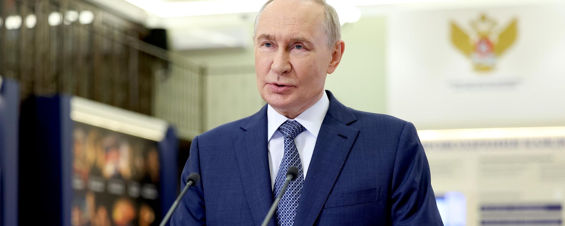 Руски председник Владимир Путин посетио је Московски државни педагошки универзитет. - Sputnik Србија, 1920, 29.08.2026