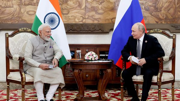 Премијер Индије Нарендра Моди и председник Русије Владимир Путин - Sputnik Србија