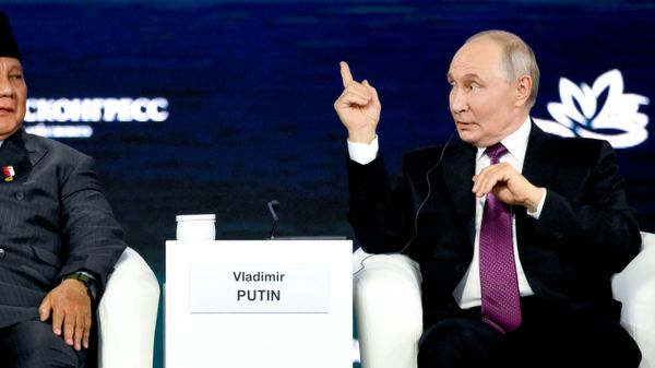 Владимир Путин - Sputnik Србија