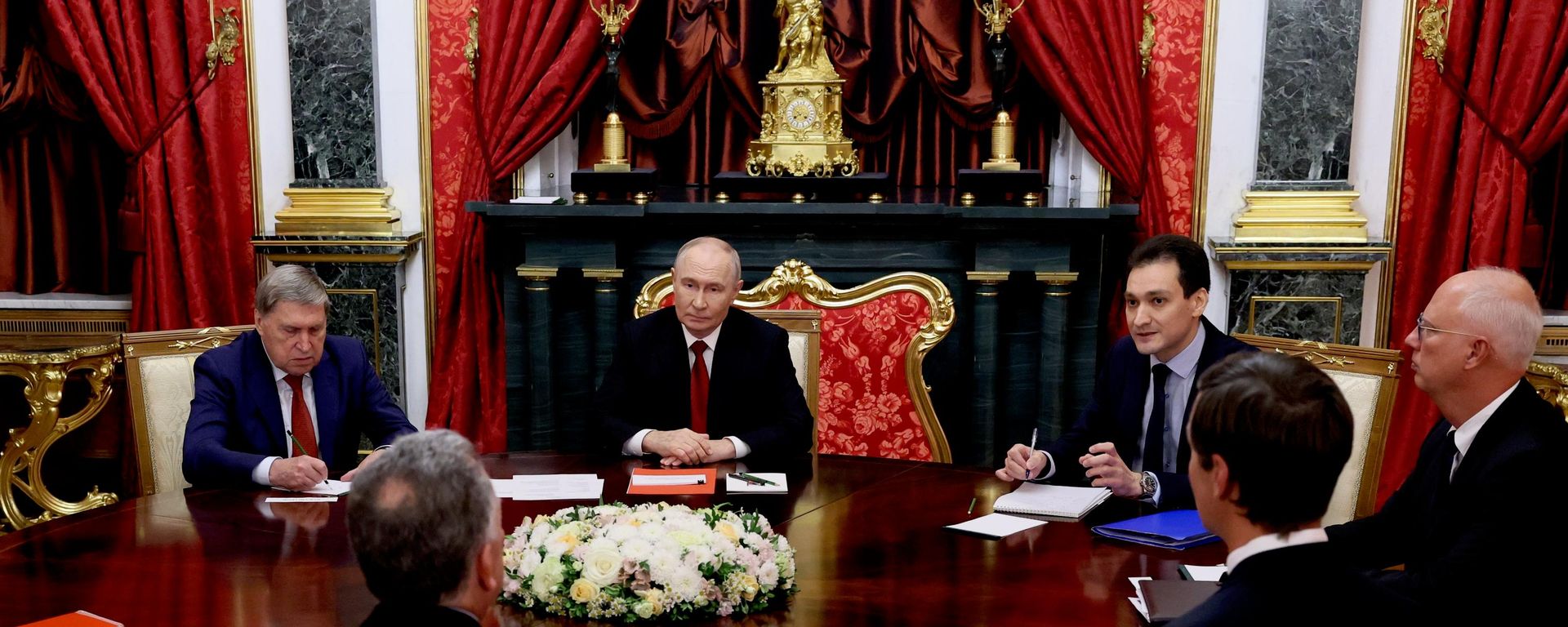 Sastanak predsednika Rusiйe Vladimira Putina sa Stižom Vitkofom i Džaredom Kušnerom Sastanak predsednika Rusiйe Vladimira Putina sa Stižom Vitkofom i Džaredom Kušnerom - Sputnik Srbija, 1920, 06.09.2026