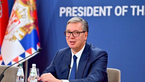 Вучић се поново огласио о звучном топу: Најстрашнија лаж у последњој деценији