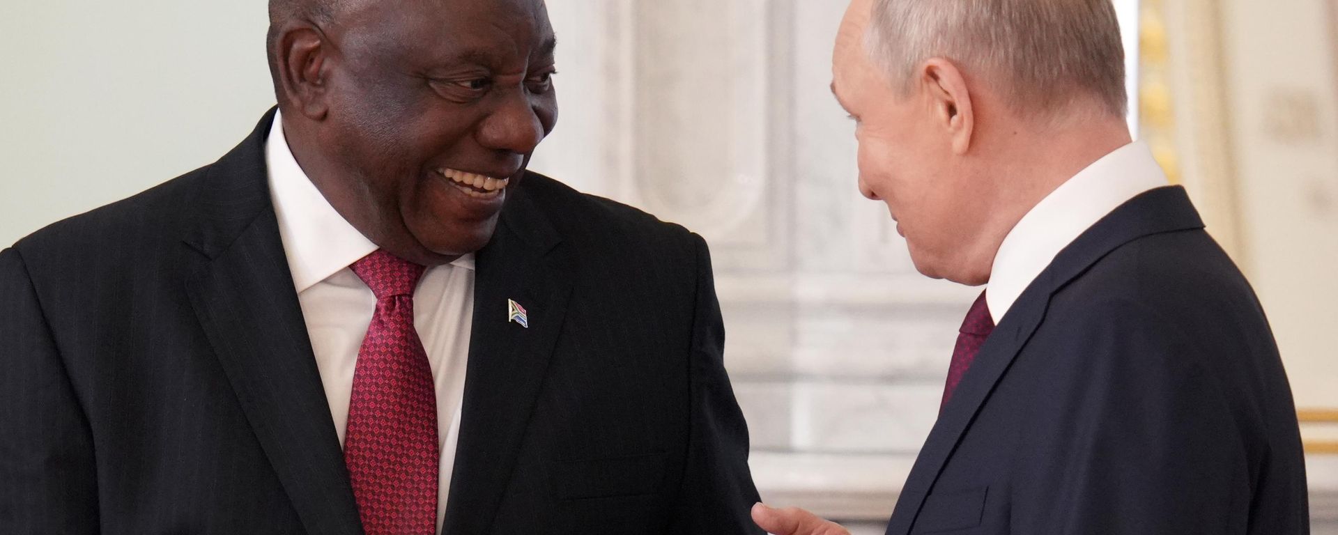 Predseednik Rusije Vladimir Putin i predsednik Južnoafričke republike Siril Ramafoza Predseednik Rusije Vladimir Putin i predsednik Južnoafričke republike Siril Ramafoza - Sputnik Srbija, 1920, 11.09.2026