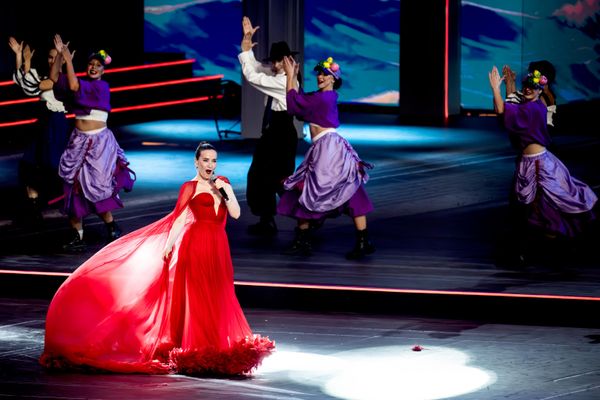 Pevačica Natalija Oreiro nastupa na svečanoj ceremoniji otvaranja festivala. - Sputnik Srbija