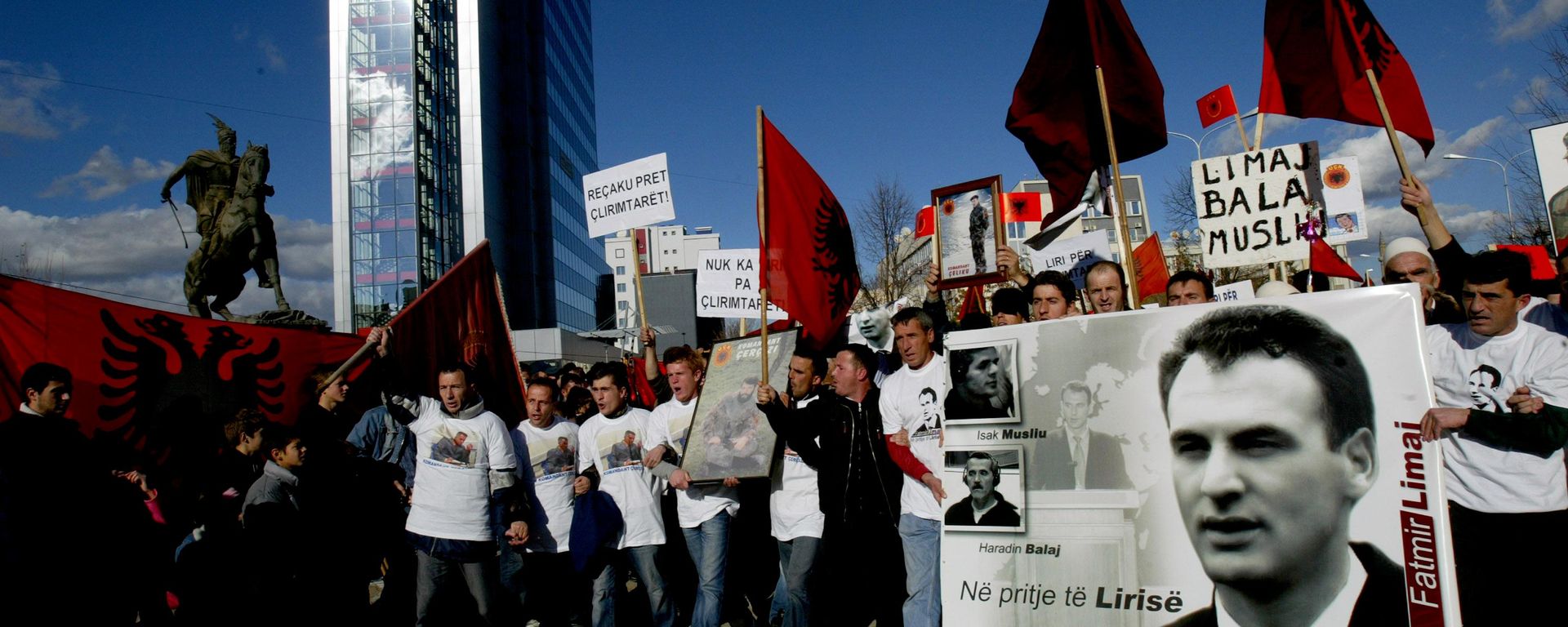 Протести због пресуде лидерима ОВК у Приштини  - Sputnik Србија, 1920, 17.09.2026