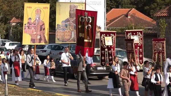 Литургијом и литијом у Грачаници обележена слава Општине и Мала Госпојина - Sputnik Србија