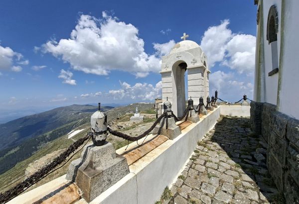 Иако је "Капија отаџбине" одшкринута, што због проблема на осталим фронтовима, што због става неких држава, пре свих Енглеза да је Солунски фронт споредно ратиште, српски војници су били принуђени да зауставе даљу офанзиву и жељно ишчекиван повратак у Србију одложе за две године - Sputnik Србија