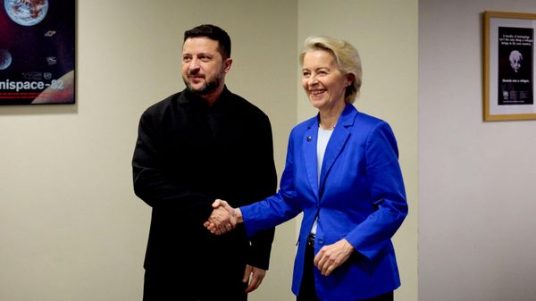 Vladimir Zelenski i Ursula fon der Lajen, predsednik Evropske komisije - Sputnik Srbija
