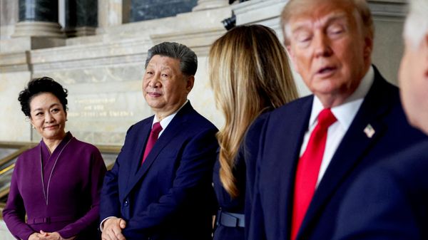 Si Đinping i Donald Tramp sa suprugama - Sputnik Srbija